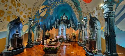 Buddha temple inside Erwan Museum